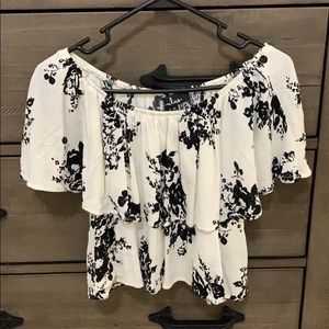 Off the shoulder cropped shirt